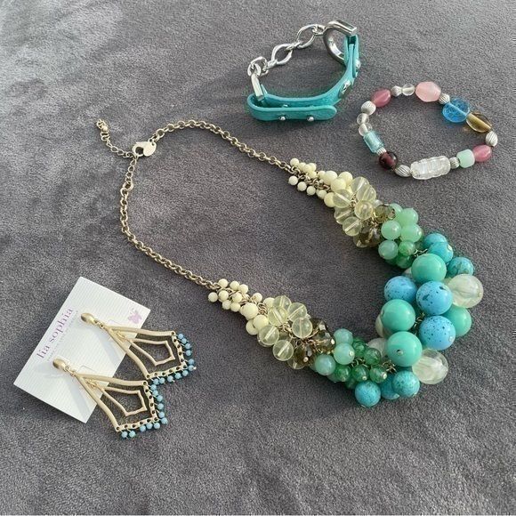 SET ❤️ Lia Sophia Green Blue Beaded Necklace, 2 Bracelets & Chandelier Earrings - Picture 1 of 7